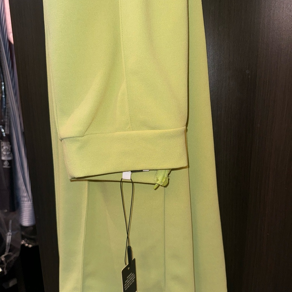 Fashion Nova Lime Green Victoria Pants NWT - Picture 3 of 3